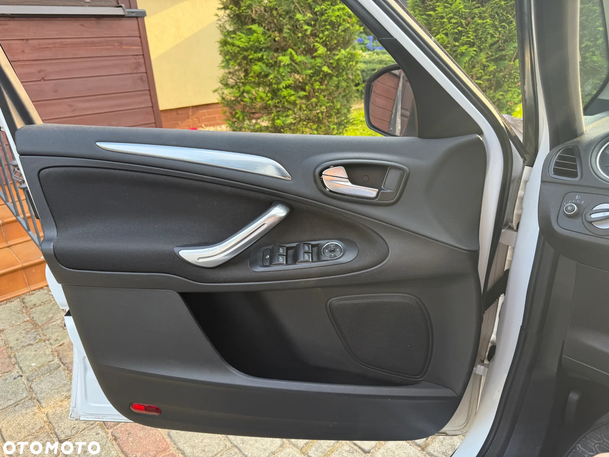 Ford S-Max 1.6 EcoBoost Titanium - 11