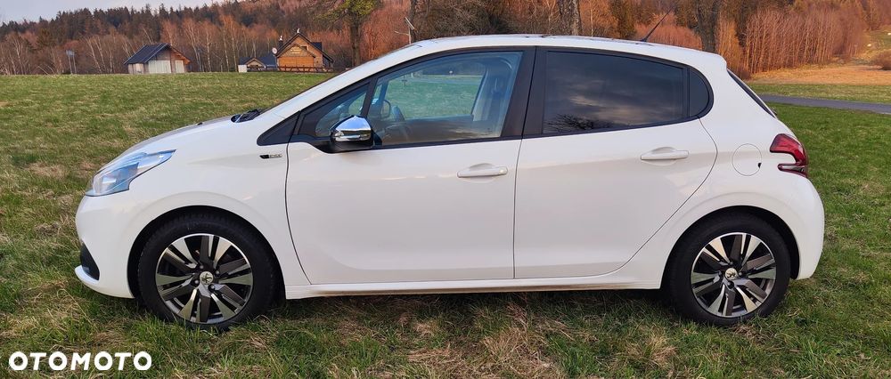 Peugeot 208 82 VTI Style - 9