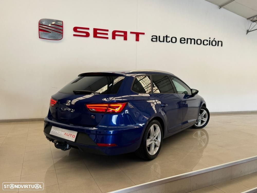 SEAT Leon ST 2.0 TDI DSG FR - 10