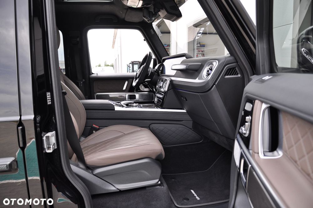 Mercedes-Benz Klasa G AMG 63 4x4 2 - 21