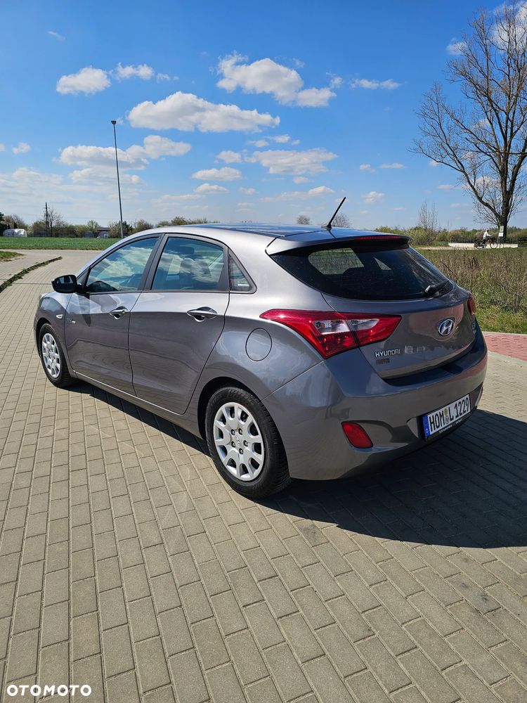 Hyundai i30 1.6 CRDI Trend - 6