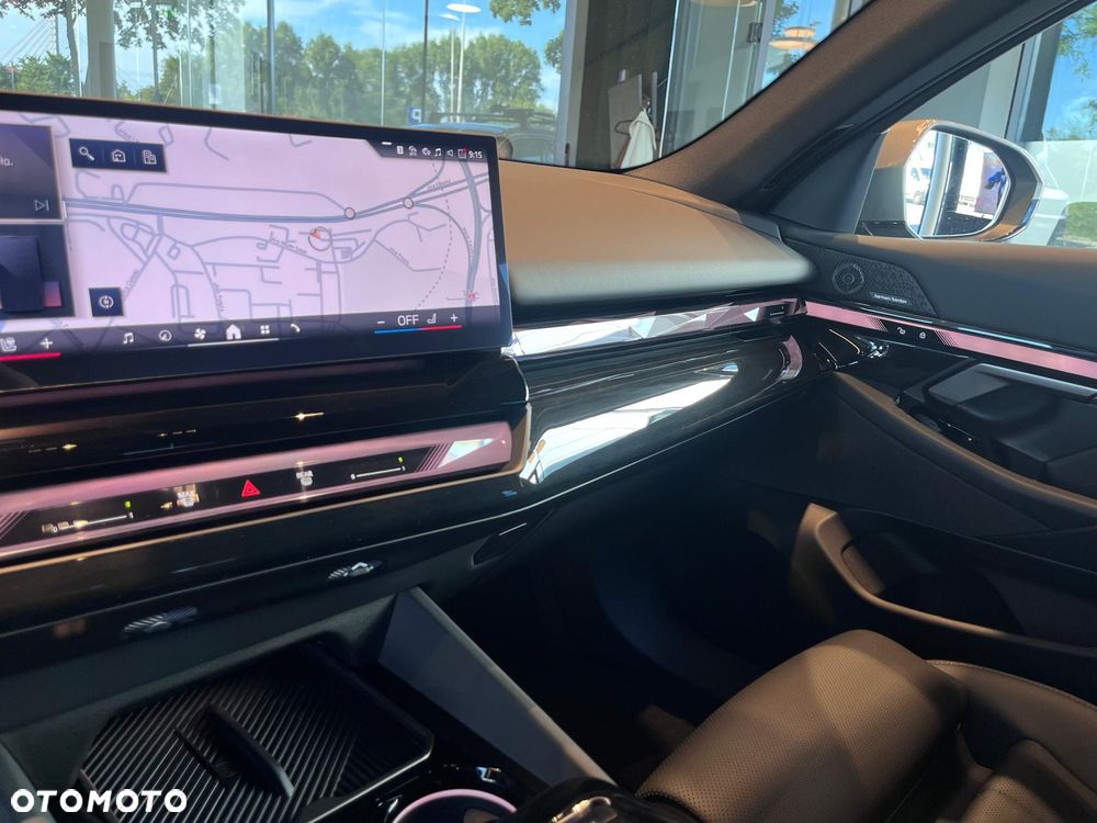 BMW Seria 5 520d xDrive mHEV M Sport - 15