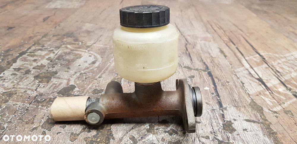Pompa hamulcowa + zbiorniczek - 7