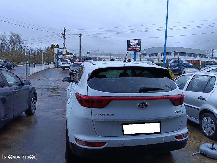 Kia Sportage 1.7 CRDI ISG TX Prime - 4