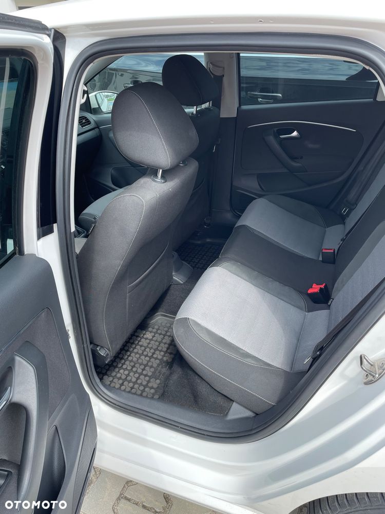 Volkswagen Polo - 9