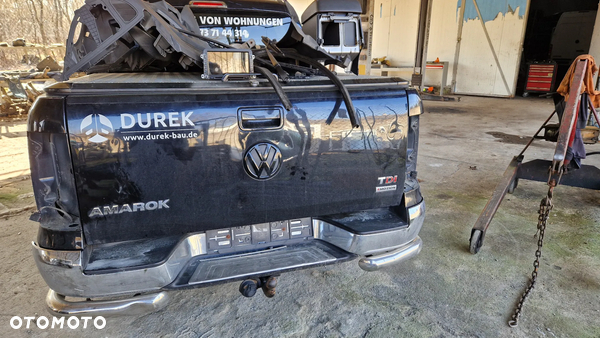 Zderzak tylny hrom kompletny VW Amarok