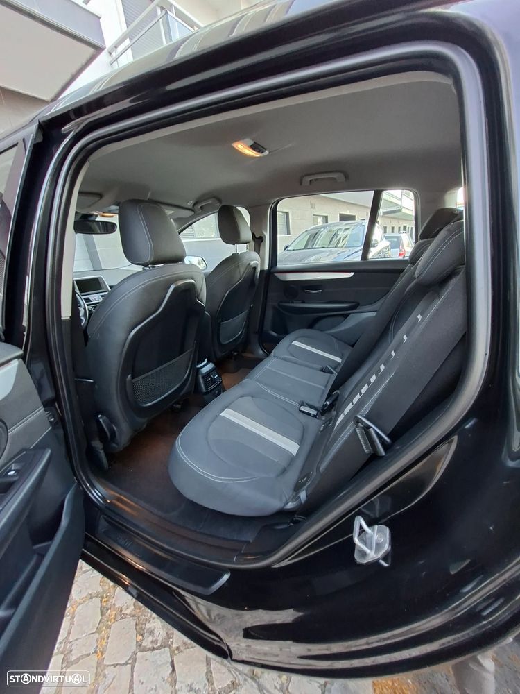 BMW 216 Gran Tourer - 15