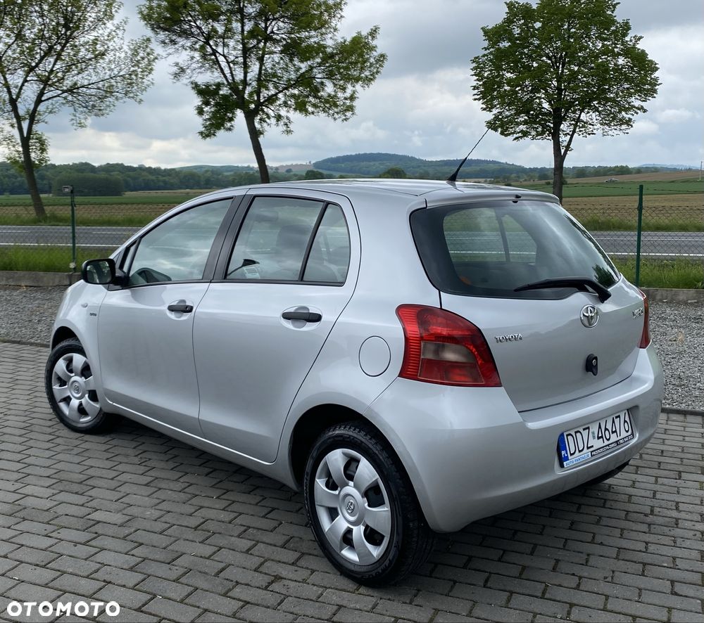 Toyota Yaris - 3
