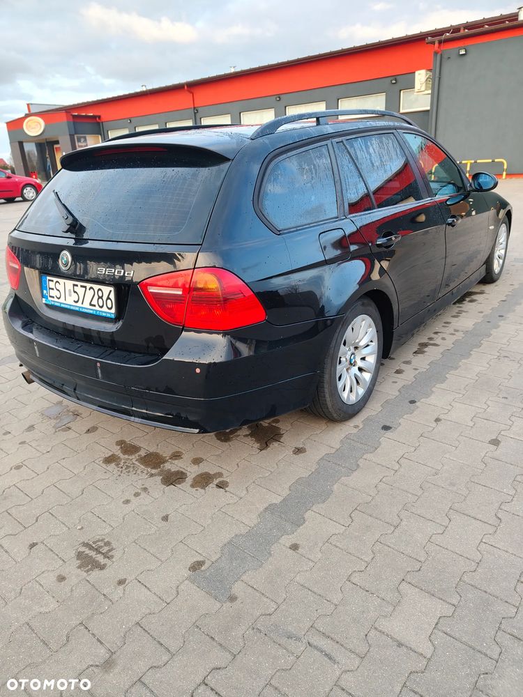 BMW Seria 3 320d DPF - 6