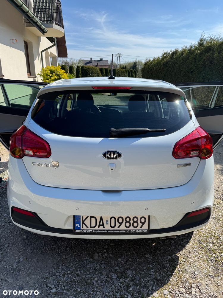 Kia Ceed 1.4 CVVT Dream Team Edition - 6