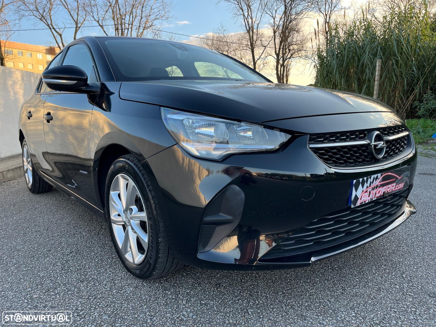 Opel Corsa 1.5 D Business Edition - 1