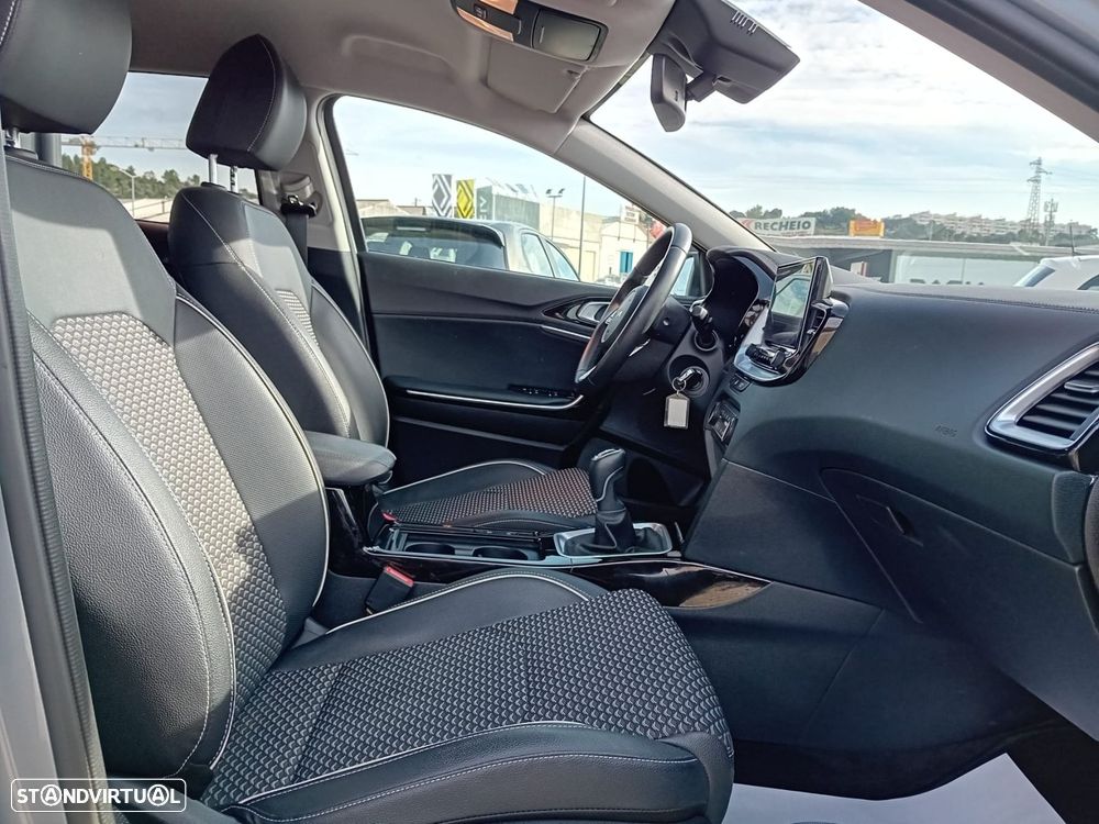 Kia Ceed SW 1.0 T-GDI Drive - 13