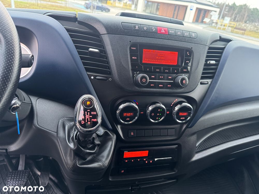 Iveco Daily‼️72C18‼️3.0 HI-MATIC Chłodnia/Mroźnia zakres -32C/+22C THERMO KING V-500 MAX Źródło Zasilania 400V Grube Ściany/Podłoga Przegroda komorowa‼️ Full LED na bliźniaku Salon Polska Poduszki Pneumatyczne DMC7200kg - 32