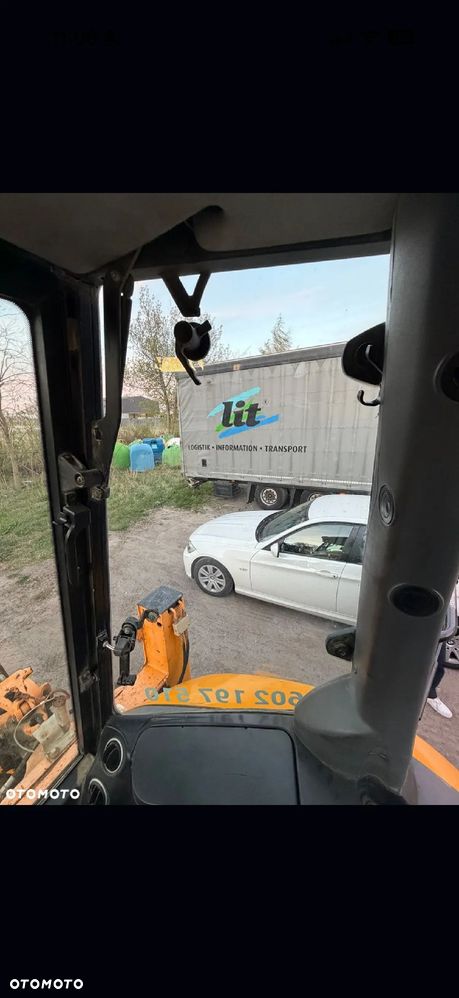 JCB 4CX - 10