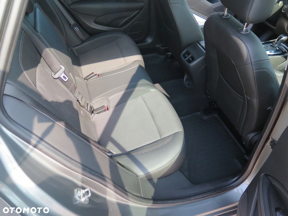 Opel Insignia 1.5 T Exclusive S&S - 23