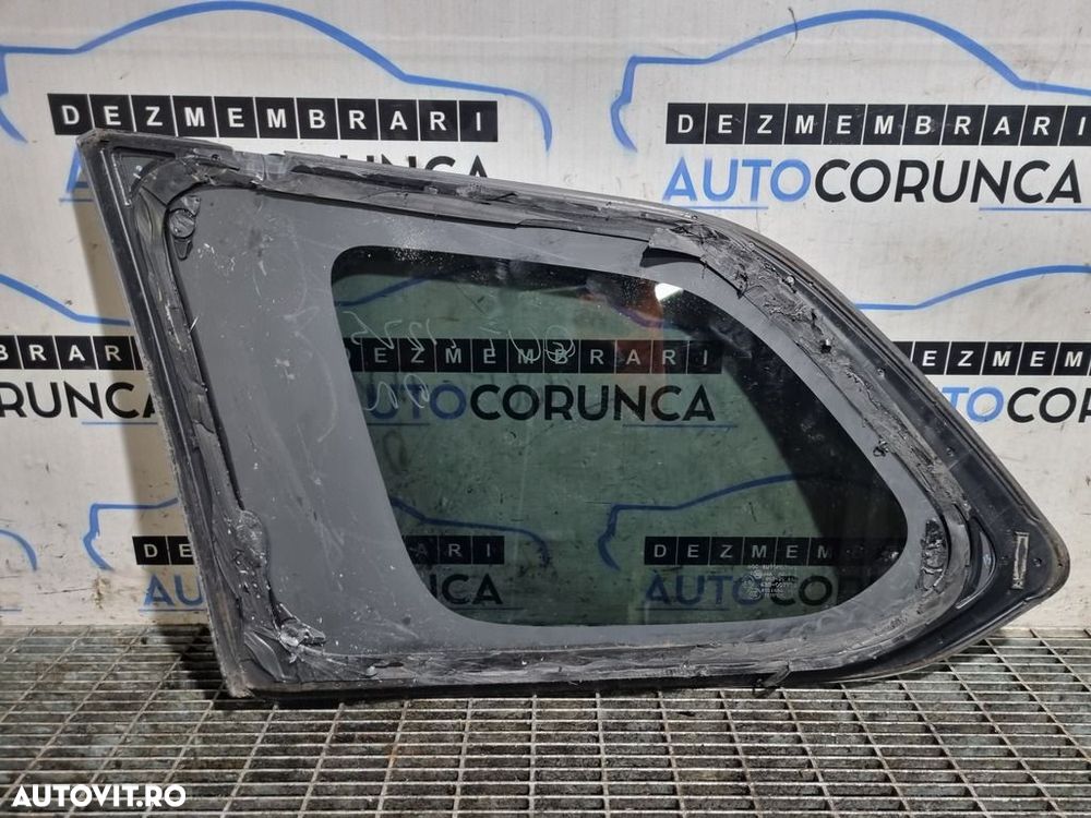 Geam fix caroserie dreapta Mitsubishi Outlander III 2012 - 2015 SUV 4 Usi (1225) - 2