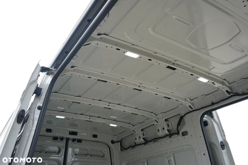 Volkswagen Crafter 35 - 14