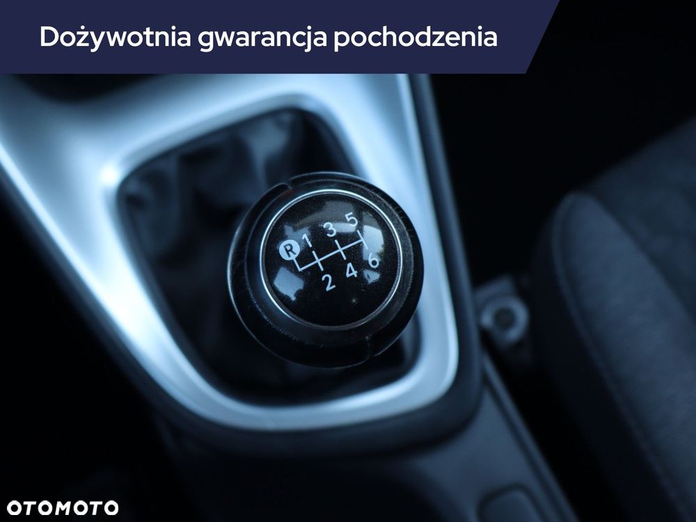 Toyota Yaris - 17