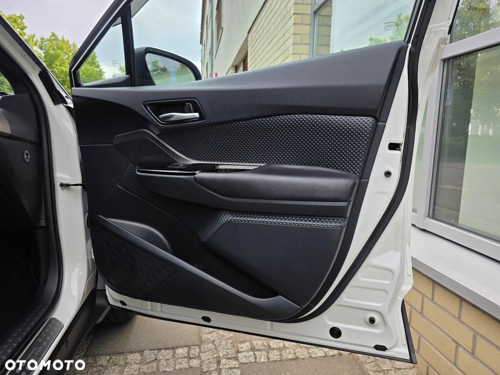Toyota C-HR - 24