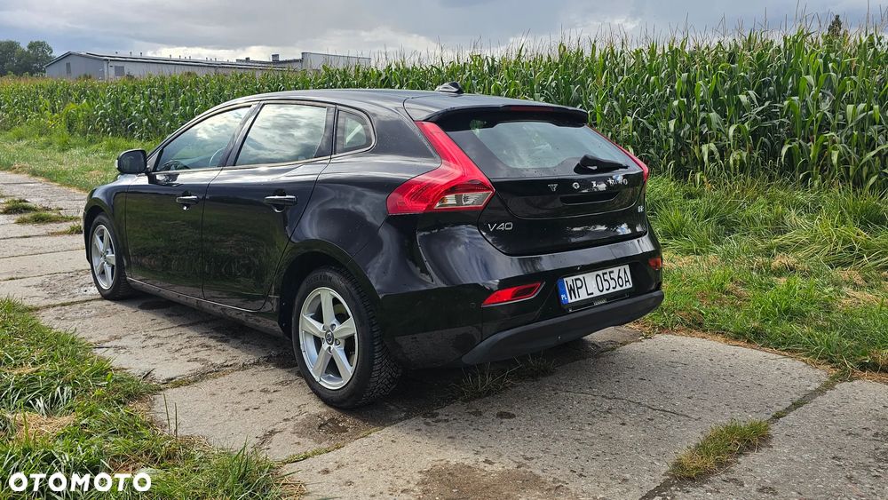 Volvo V40 D2 Momentum - 13