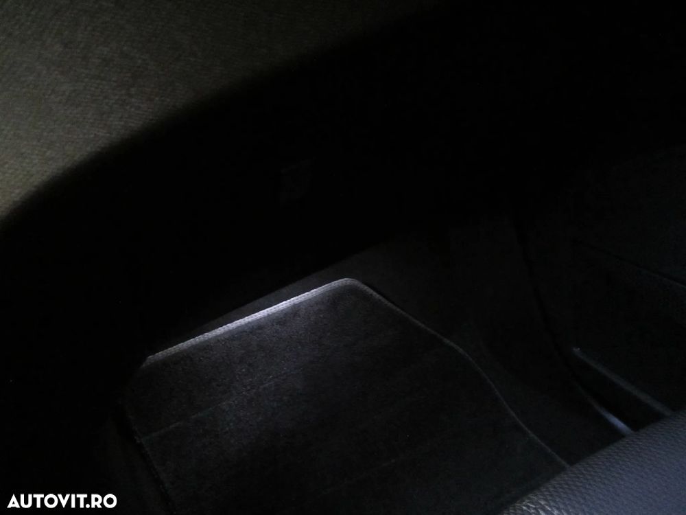 DS Automobiles DS 7 Crossback - 35