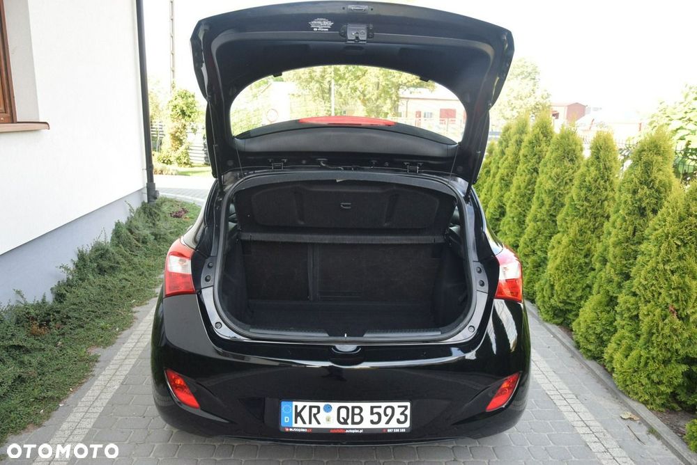 Hyundai i30 1.4 Classic - 12