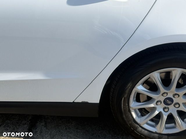 Ford Mondeo - 10
