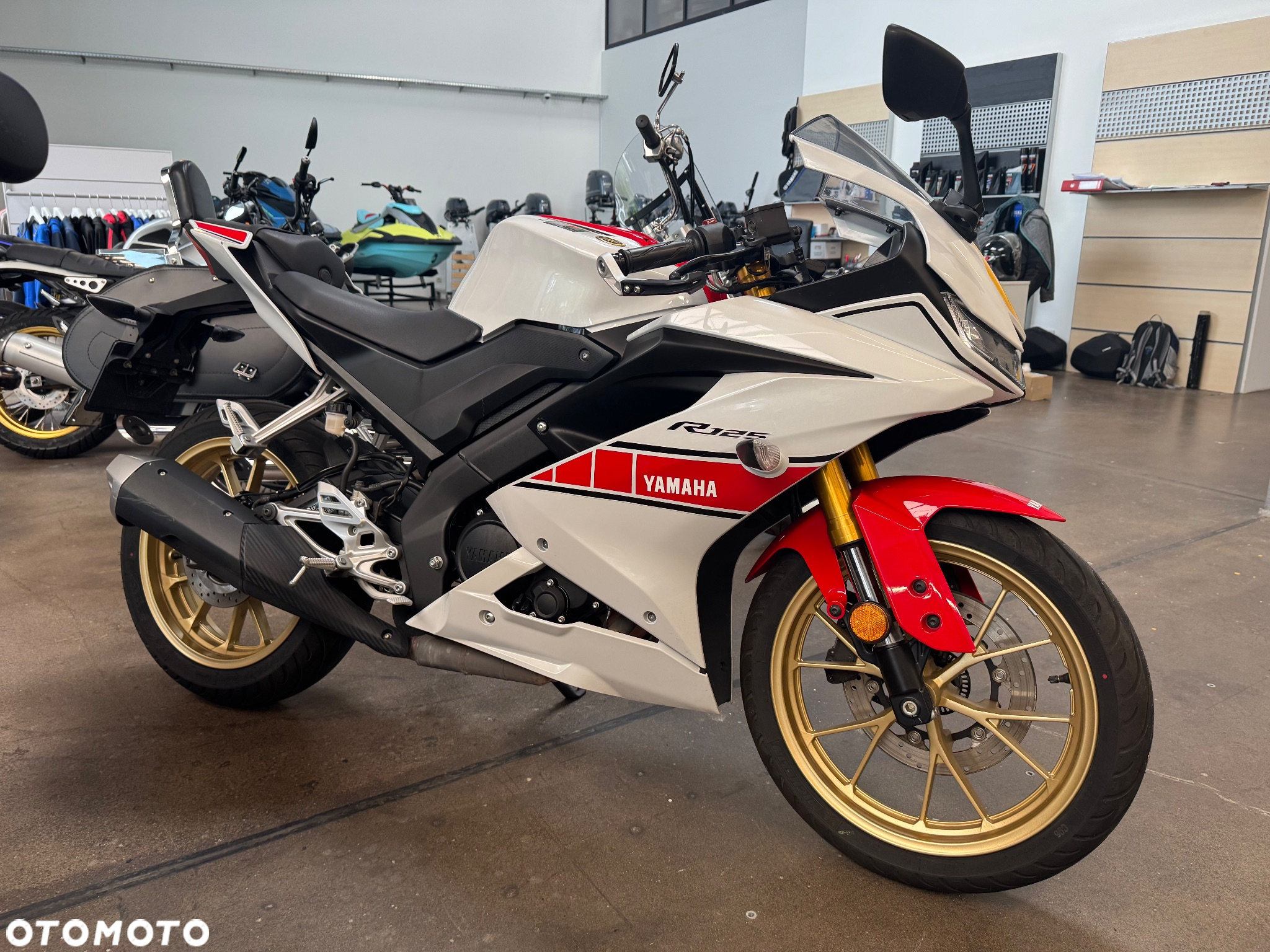 Yamaha R125 - 3