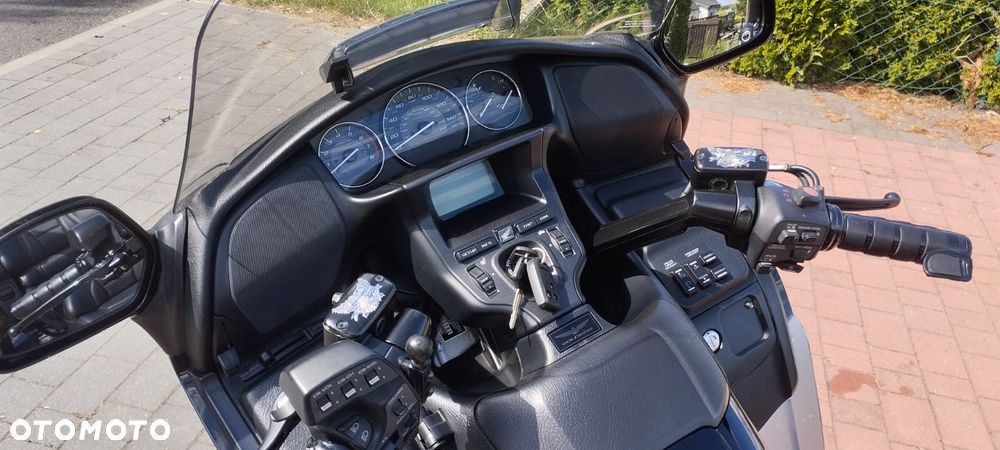 Honda GL - 6