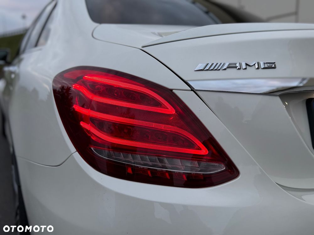 Mercedes-Benz Klasa C AMG 63 S - 18