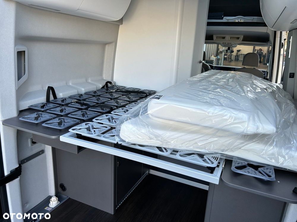 Volkswagen California - 22