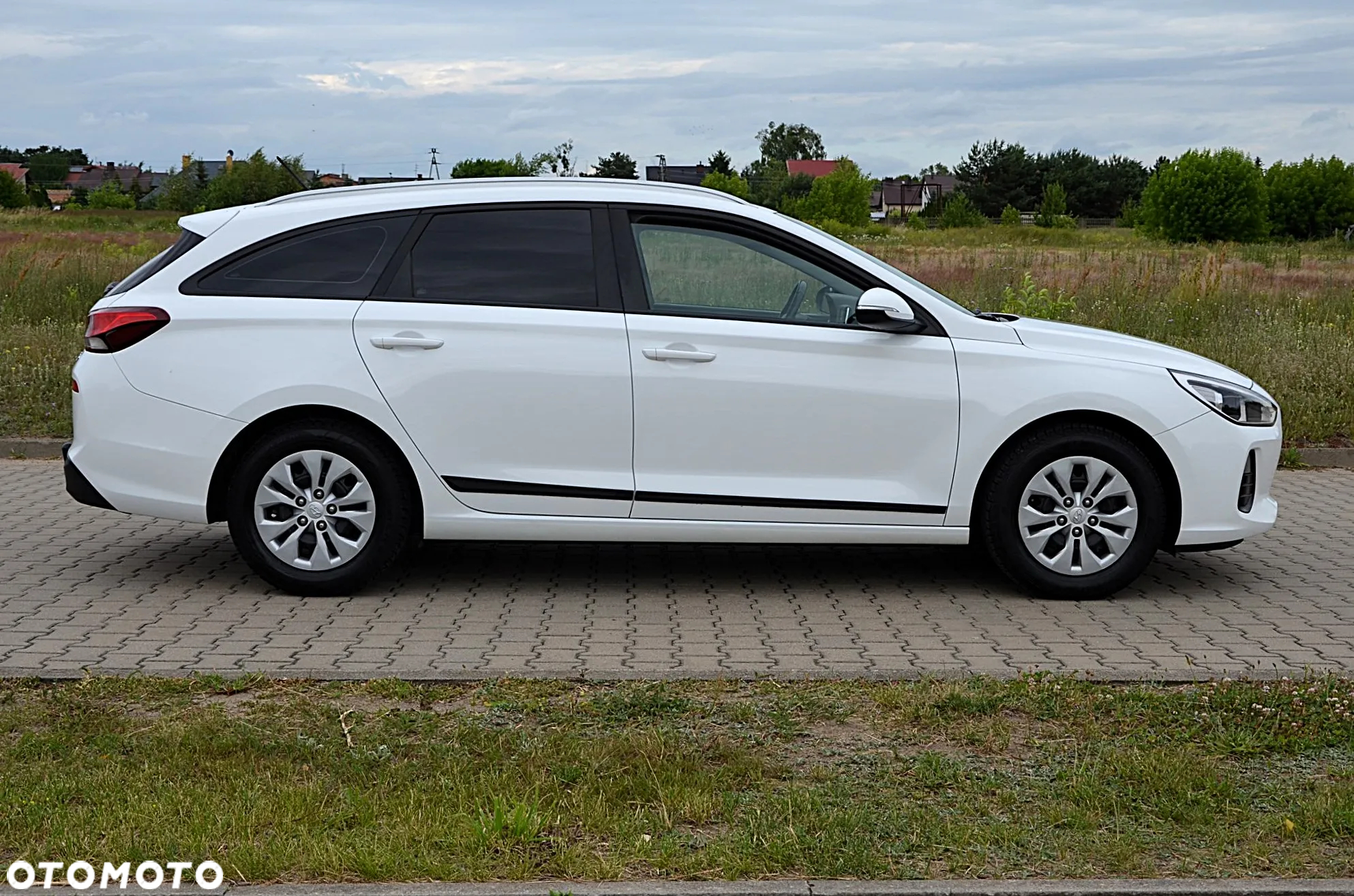 Hyundai i30 1.4 BlueDrive Comfort - 8