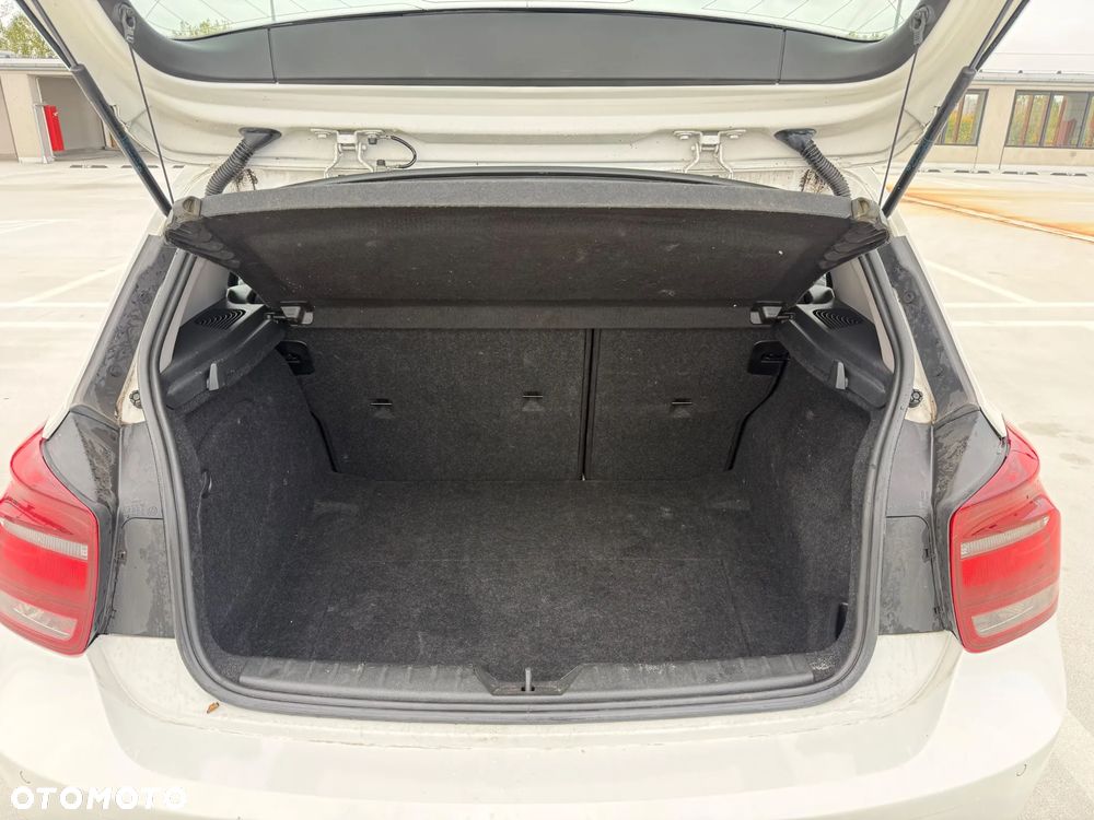 BMW Seria 1 116d - 26