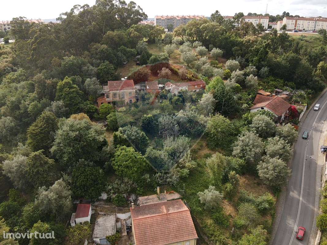 Moradia T4 para venda - Grande imagem: 2/7