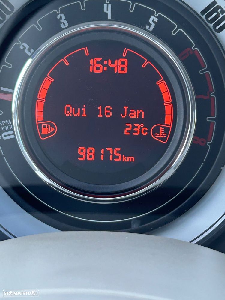 Fiat 500 0.9 TwinAir Lounge S&S - 23