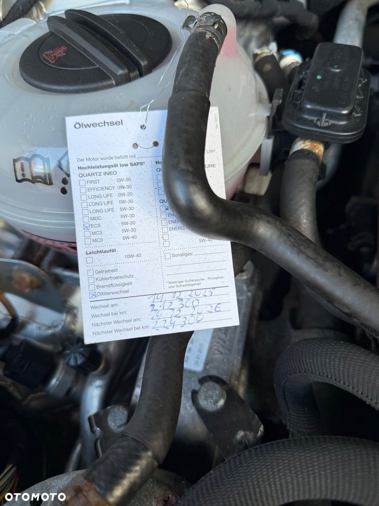 Volkswagen Passat 2.0 TDI (BlueMotion Technology) DSG Highline - 17