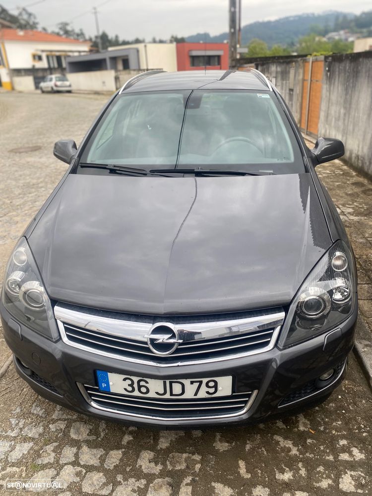 Opel Astra 1.7 CDTI Cosmo ecoFLEX - 1