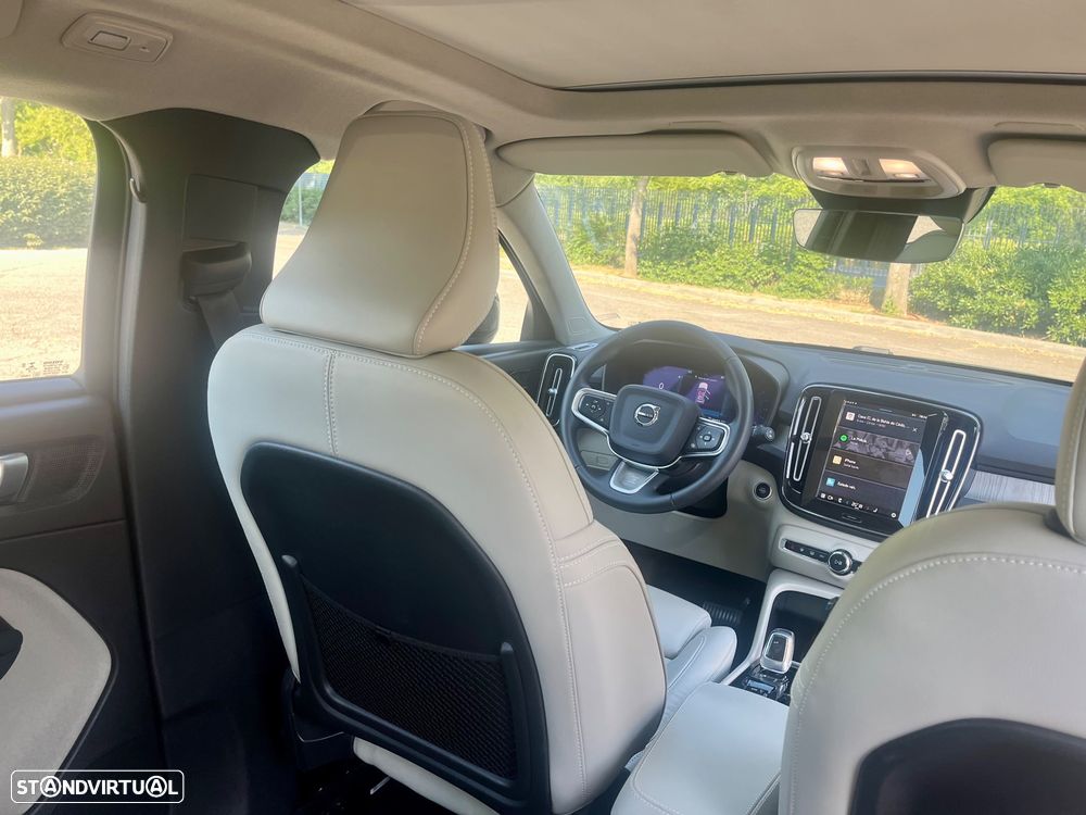 Volvo XC 40 2.0 B3 Black Edition - 9