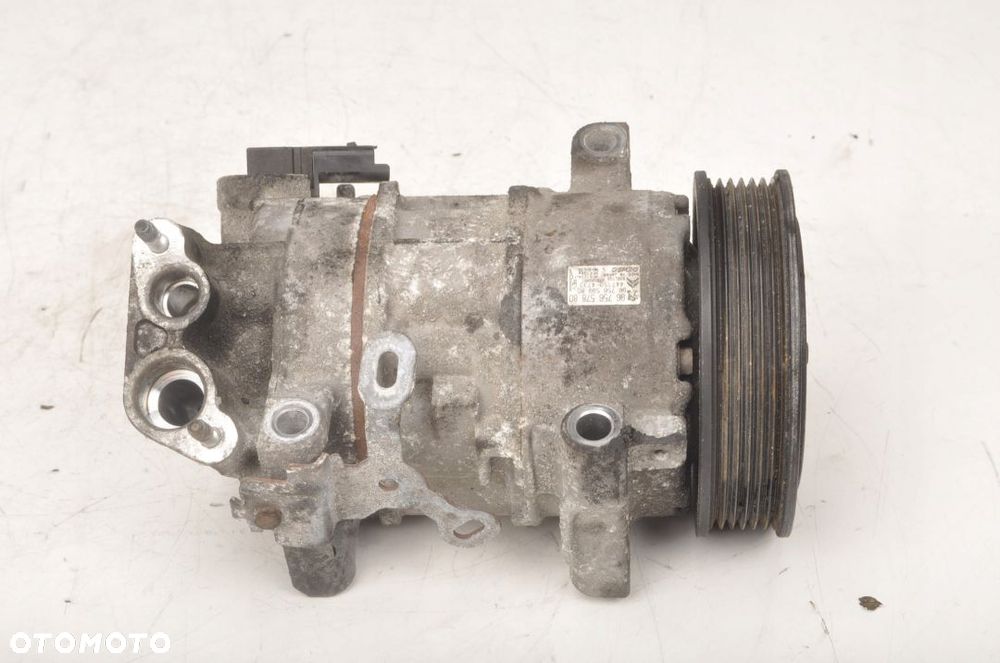 C4 Picasso II 1.6 HDI SPRĘŻARKA KLIMATYZACJI - 4