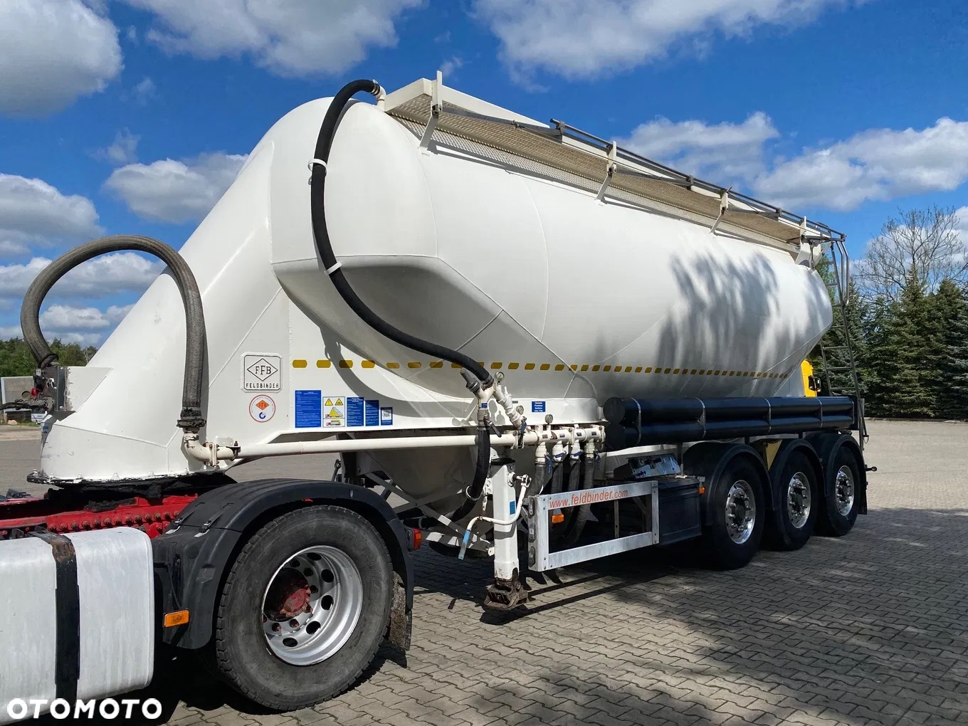 Feldbinder 35m3 - 2