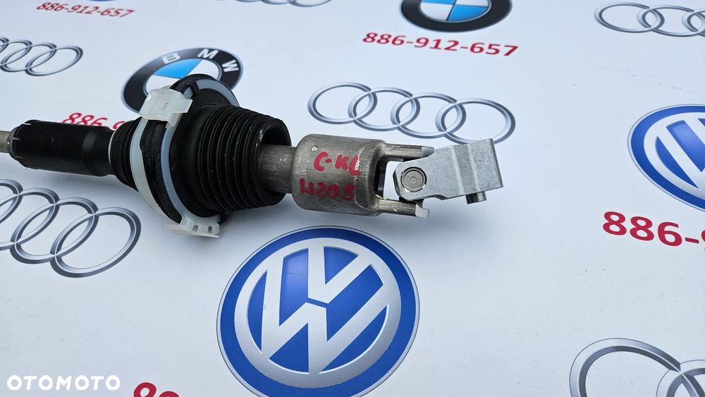 Mercedes C klasa W205 Krzyżak kolumny kierowniczej Drążek Łącznik 2314600056 2054620478 - 4