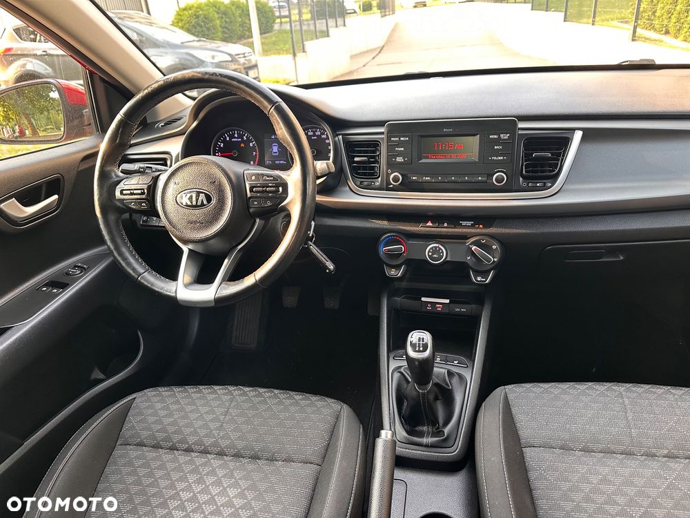 Kia Rio - 16