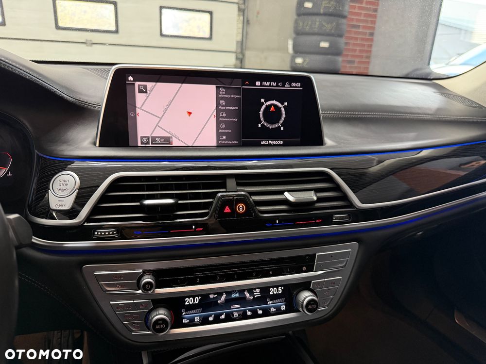 BMW Seria 7 - 28