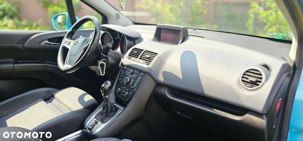 Opel Meriva 1.4 T Cosmo - 24