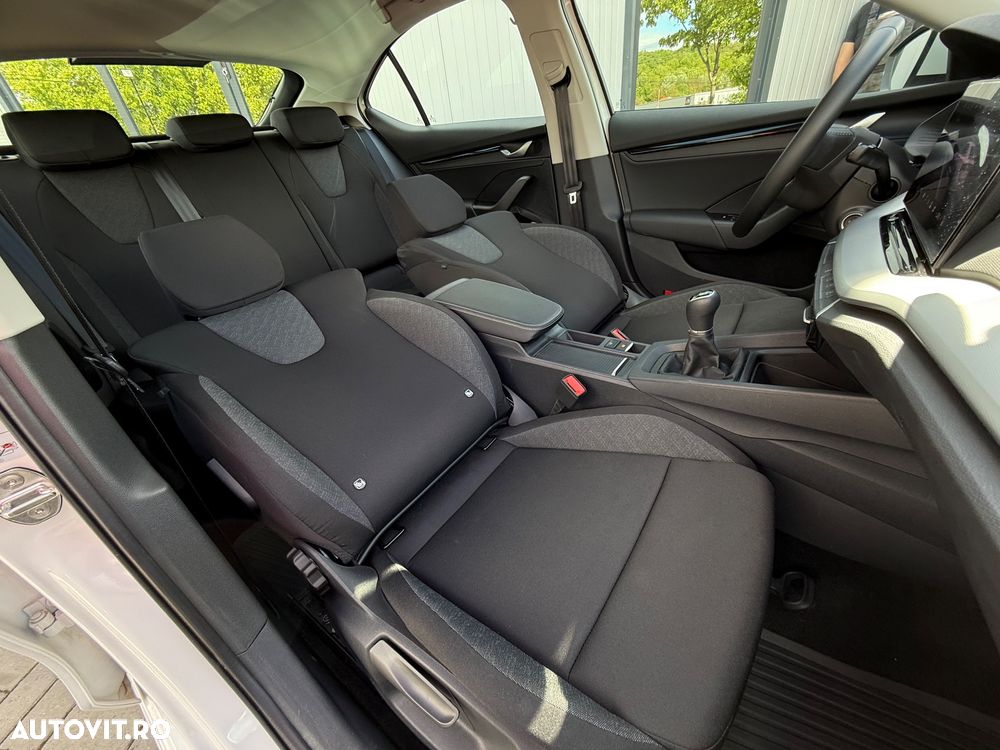 Skoda Octavia 1.5 TSI Ambition - 23