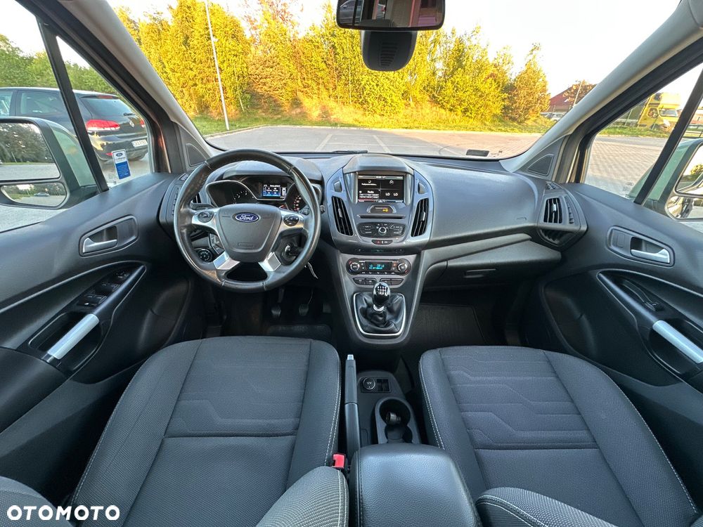 Ford Tourneo Connect 1.5 TDCi Titanium - 21