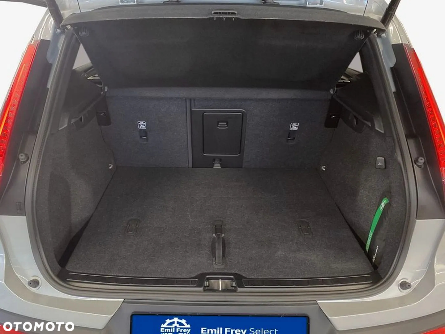 Volvo XC 40 B3 B DKG Core - 6