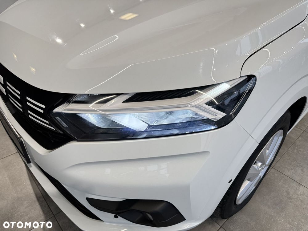 Dacia Sandero - 10