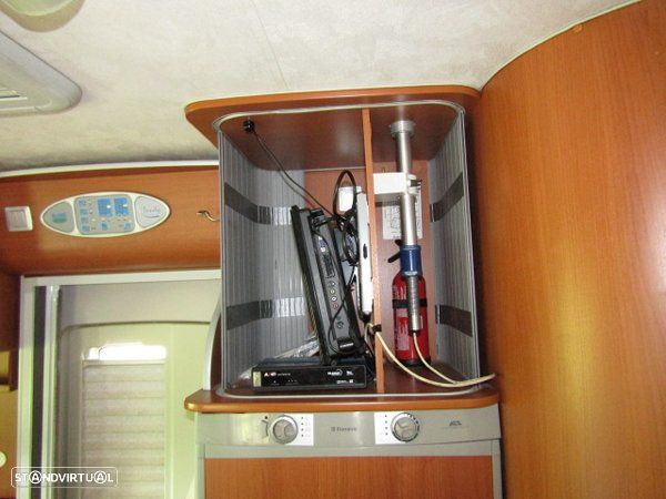 McLouis Tandy 672 Cama central - 37