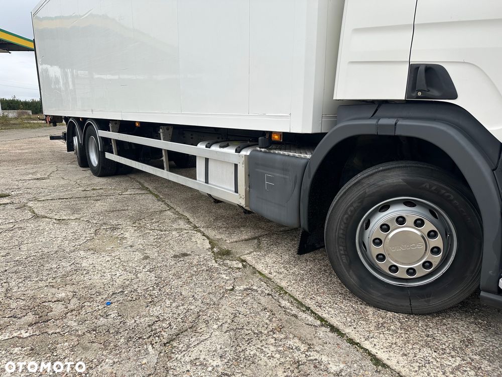 Scania SCANIA P 320 KONTENER 24 PALETY - 13